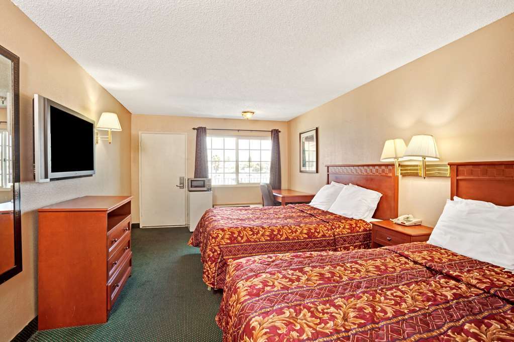 The Dixie Orange County Hotel Стантън Стая снимка