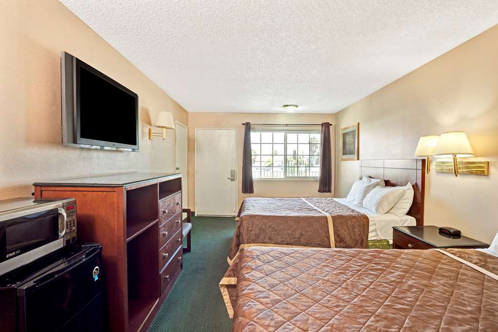 The Dixie Orange County Hotel Стантън Стая снимка