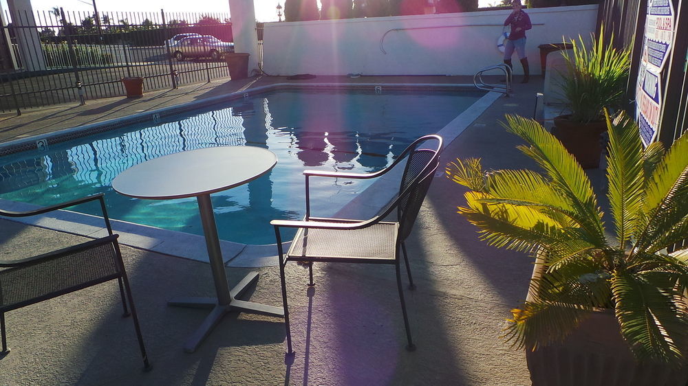 The Dixie Orange County Hotel Стантън Екстериор снимка