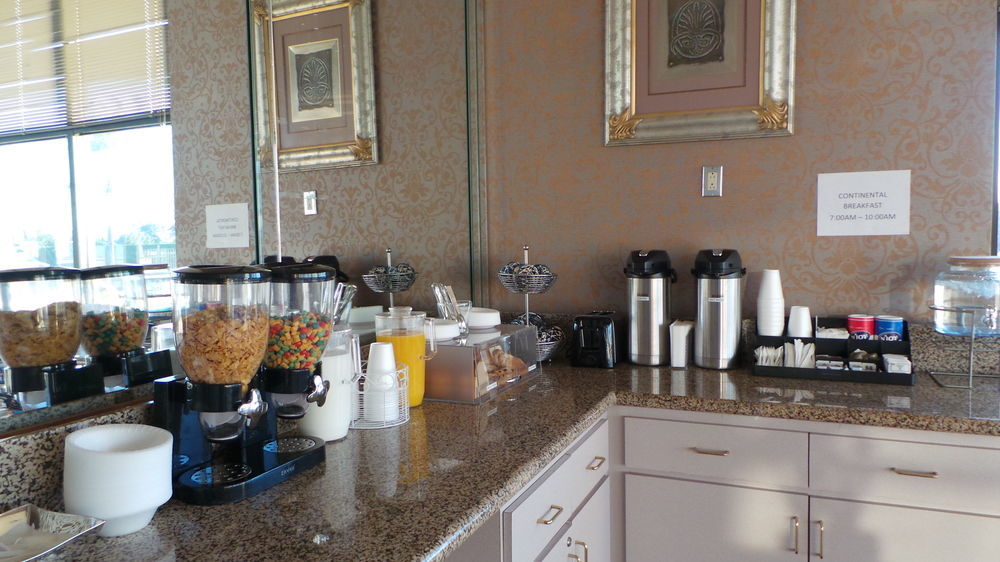The Dixie Orange County Hotel Стантън Екстериор снимка